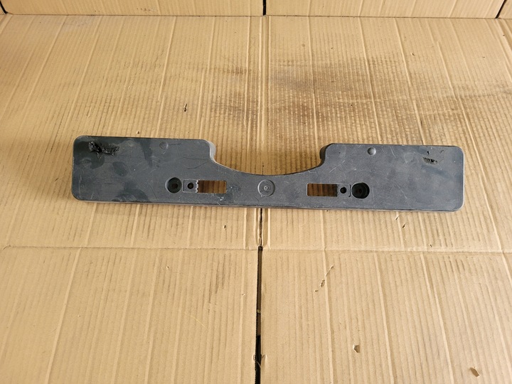 фото №1, Рамка номерного знака реєстраційний toyota chr 2016-2020r