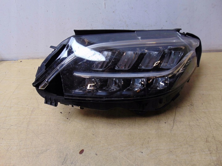 фото №1, Лампа левая перед mercedes w205 рестайлинг европа