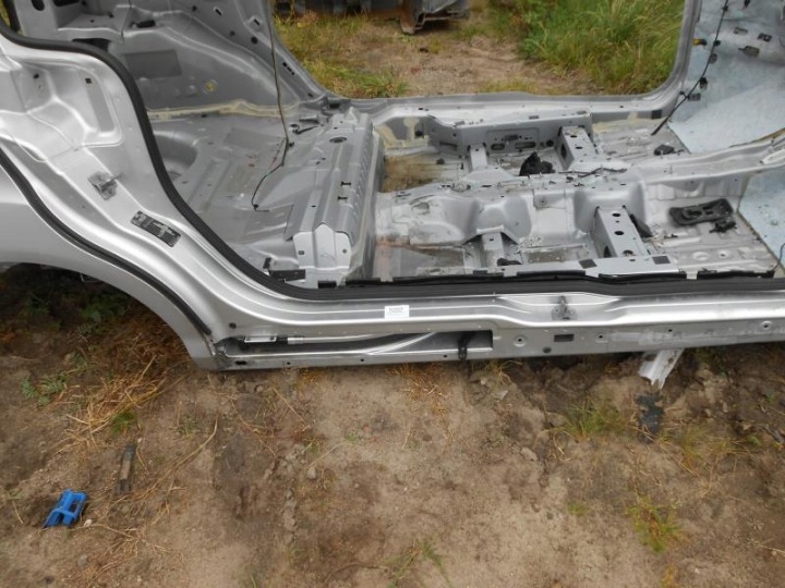 фото №7, Ford b-max повний зад задня частина ванна pas чверть ліва права