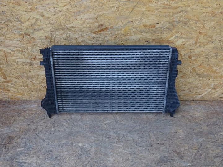 фото №13, Audi a3 8p рестайлинг golf vi 2.0 tdi радиаторов воздуха интеркулер 1k0145803af