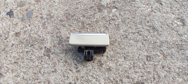 фото №1, Ручка замок бардачка ford focus mk2 хром