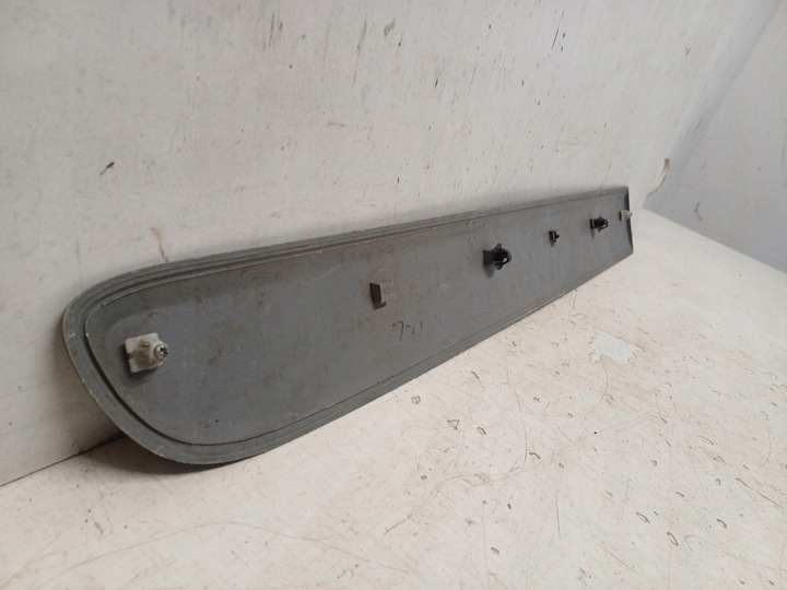 фото №6, Kia carnival рестайлинг 10- планка дверь левый зад 877214d100