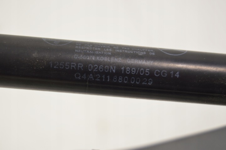 фото №9, Петли капота петля левое правое mercedes w219 cls 5.5 amg 2118800128
