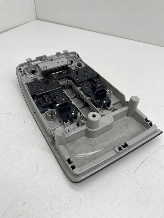 фото №14, Audi a6 c7 лампа освітлення кабіни стеля чорна s-line