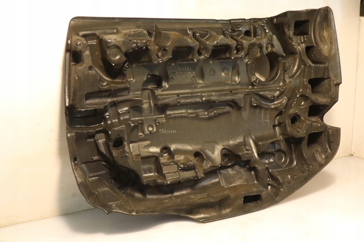 фото №6, Кришка двигуна volvo v40 ii рестайлінг 2.0d2