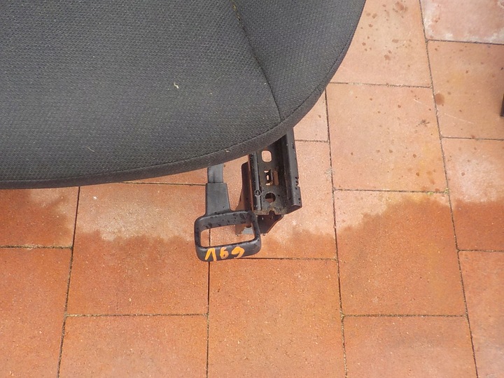 фото №6, Mercedes w169 5d sedan сидіння + диван