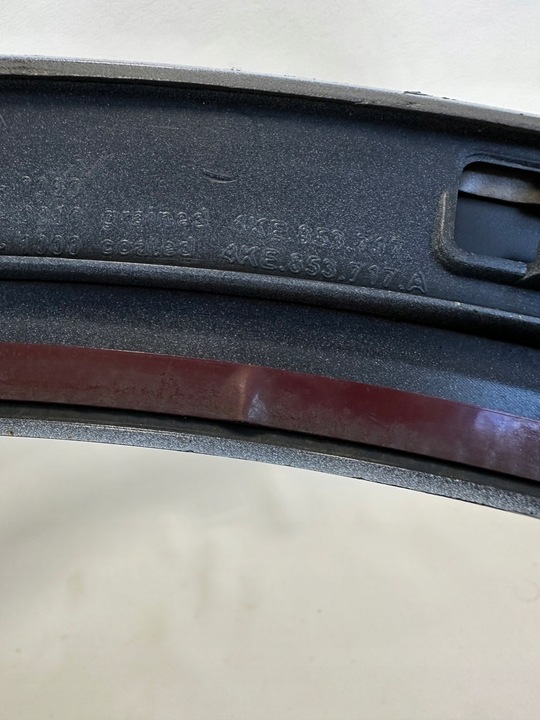 фото №7, Audi e-tron 4ke планка крила ліва перед