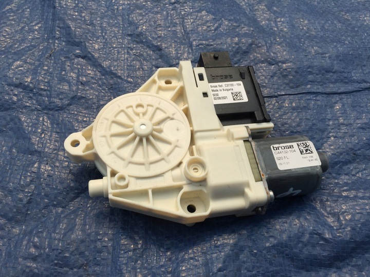 фото №1, Jeep renegade 20 21 22 двигунчик підйому скла з двері лівий перед