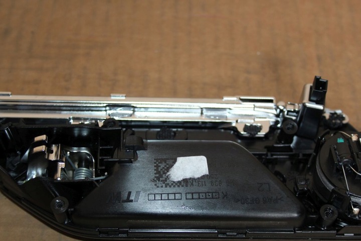 фото №7, Планка led sonavox двері зад ліві vw passat b8 arteon