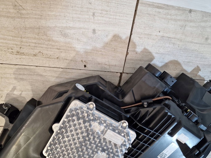 фото №12, Лампа права перед jaguar i-pace x590 low eu m9d3-13w029