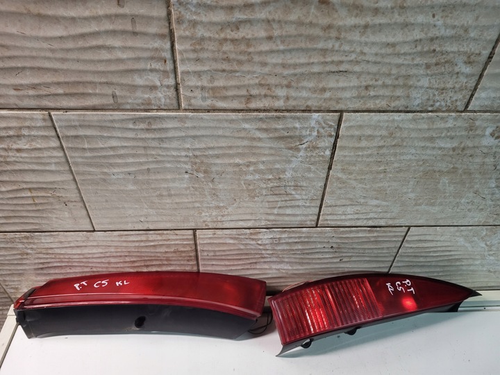 фото №1, Лампа правые зад верх dól комплект citroen c5 i kombi1