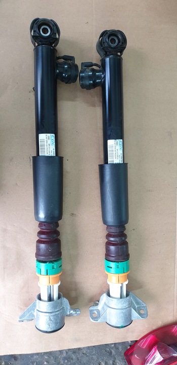 фото №1, Амортизатори зад audi a5 8t 8f0513025a