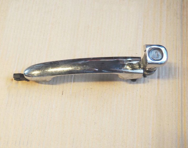 фото №1, Lancia delta ручка левая перед передняя хром з вставка 242530