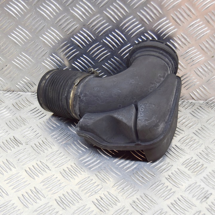 фото №5, Bmw 4 f32 f33 2018 запчасть трубы впуск воздуха