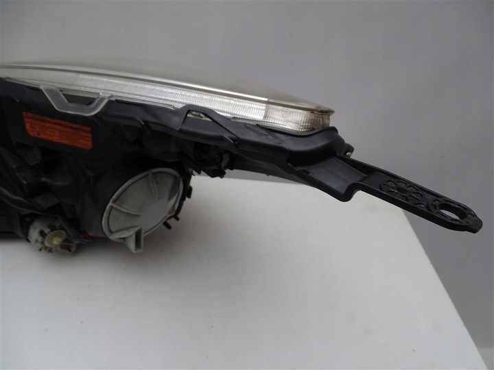 фото №7, Лампа правая перед subaru outback рестайлинг ксенон 12-14