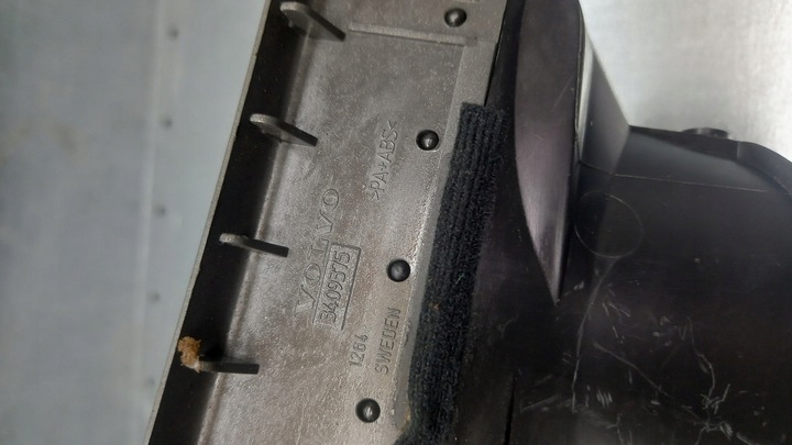 фото №5, Решётка воздуховод правая volvo v70 ii s60 00-07r