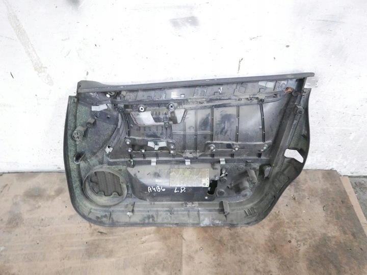 фото №7, Боковина оббивка ліва перед soul audi a4 b6 sedan