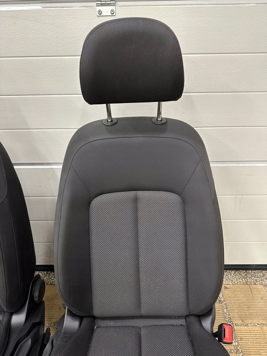 фото №10, Сидіння водія лівий перед диван audi a6 c8 універсал avant тканинний ідеальні