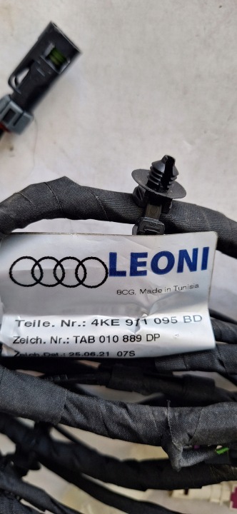 фото №10, Audi e-tron 4ke джгут бампера pdc 4ke971095bd перед
