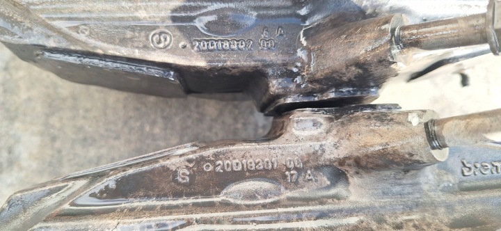 фото №6, /// amg /// mercedes w223 w214 затискачі перед диски brembo 20d18301 комплект