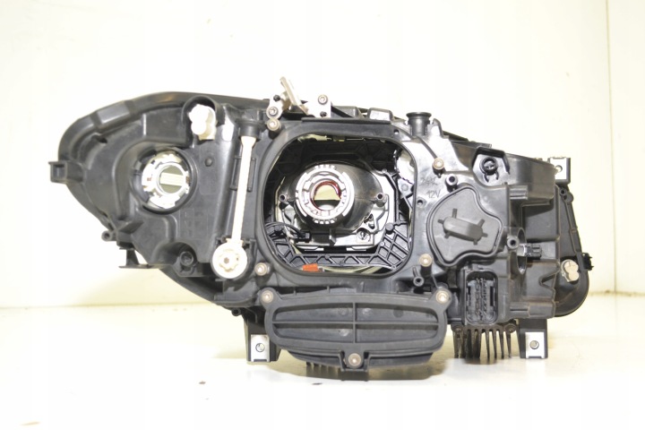 фото №8, Bmw f10 f11lift lci фара ліва передня ліві перед ксенон uk 7317133