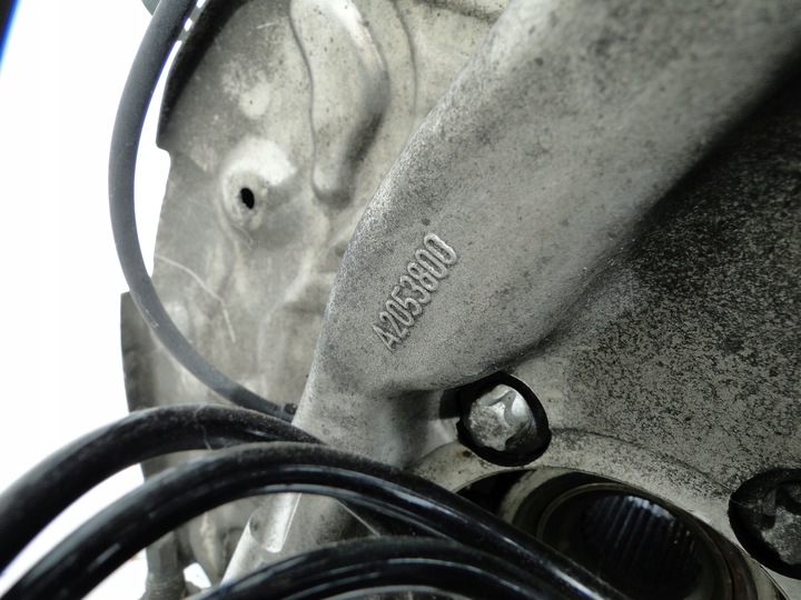 фото №9, Mercedes поворотна опора передня права a2053323800 c клас 205 c43 amg рестайлінг 4mat