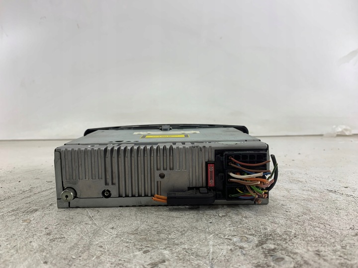 фото №3, Радіопрогравач радіо mercedes w203 a2038206726 becker q05