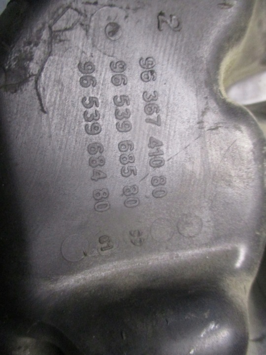 фото №9, Колектор впускний  2.0b 16v peugeot 407 04-07r
