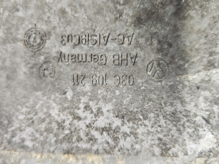 фото №9, Корпус захист грм 1.6 bts vw golf vi 03c109211