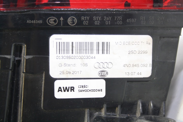 фото №13, Лампа праві зад крила audi a8 d5 s8 4n0945092b