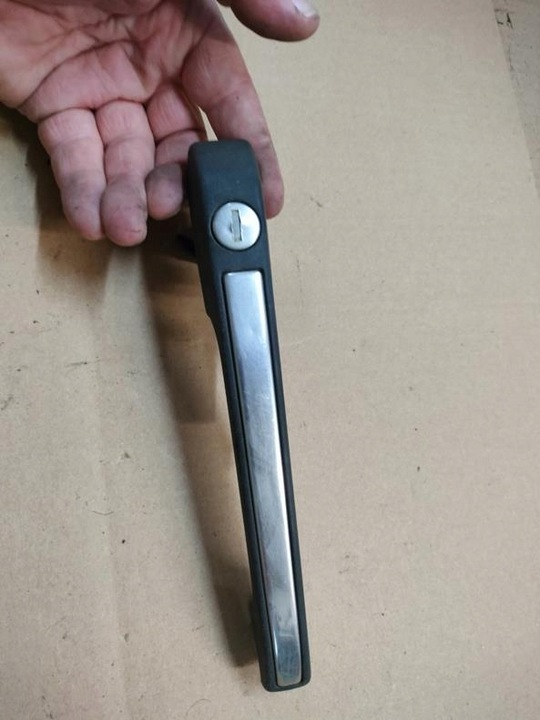 фото №3, Ручка наружная passat b2 golf i ii audi оригинальный номер