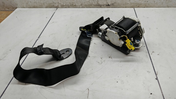фото №9, Pas безопасности левое зад ii ряд mercedes w251 r klasa a2518600085