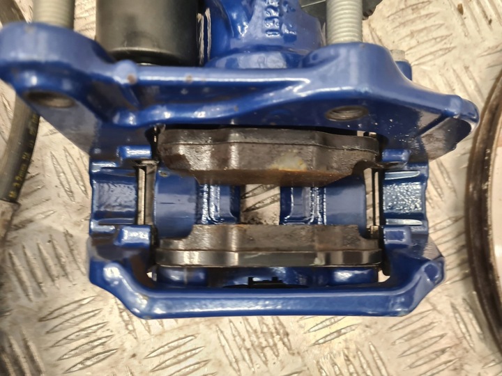 фото №10, Bmw g05 g06 g07 тормоза диски тормозные колодки зажимы м-пакет 6875284 6875283