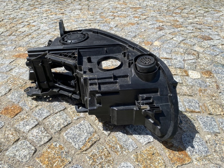 фото №12, Audi rs6 c7 4g рестайлинг корпус правая фара matrix 4g0941036b оригинал