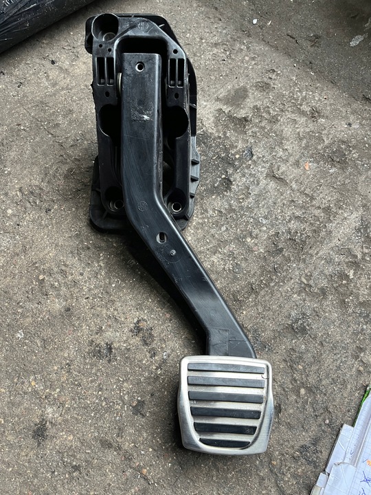 фото №1, 29 alfa romeo stelvio педаль тормоза 00505398740