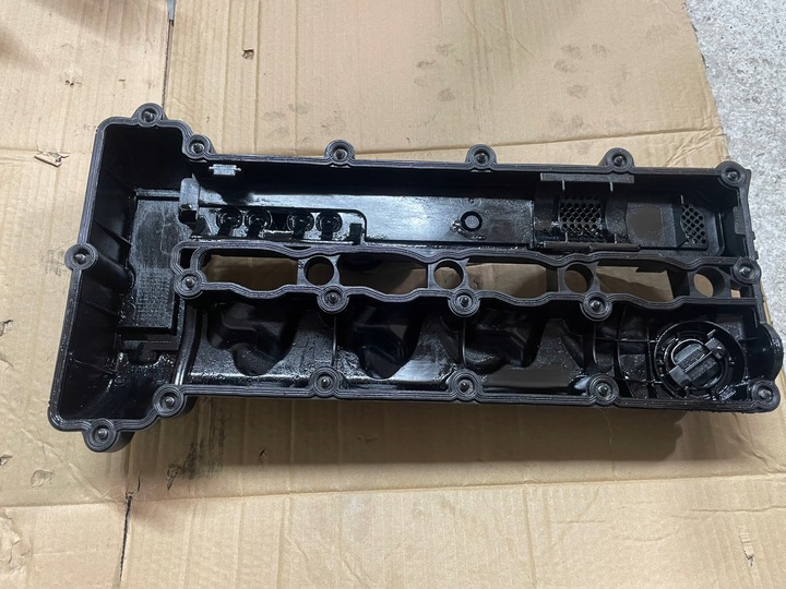 фото №4, Крышка клапанов mercedes w205 c-klasa 2.2 cdi