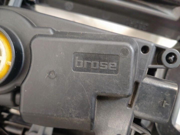 фото №12, Новая жалюзи туннель решётка радиатора bmw 5 гибрид 2017-20 g30 g31 51137497280 моторчик