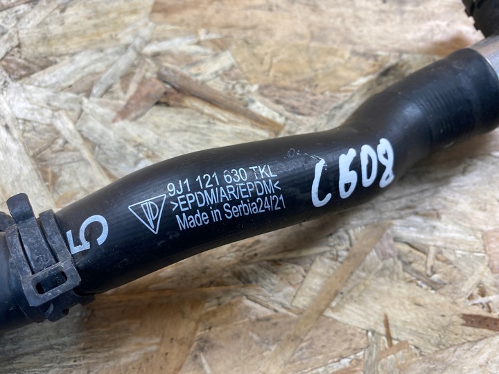 фото №9, Шланг труба шланг воды porsche taycan 9j1121630