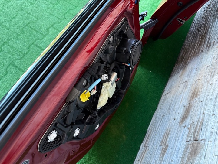 фото №8, Двері bmw 3 g21 m3 g81 c68