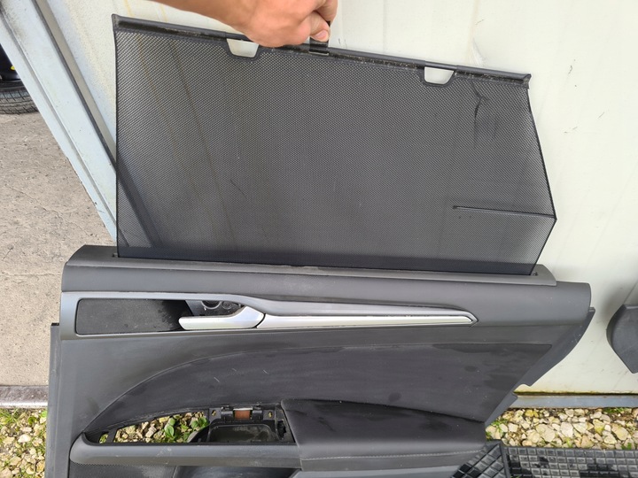 фото №4, Боковина з ролета ford mondeo mk5 праві лівий зад