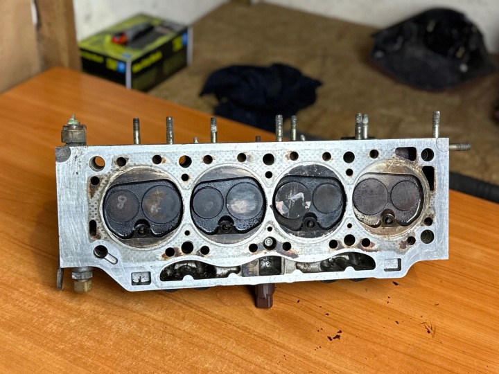 фото №6, Головка двигателя renault 7700864302
