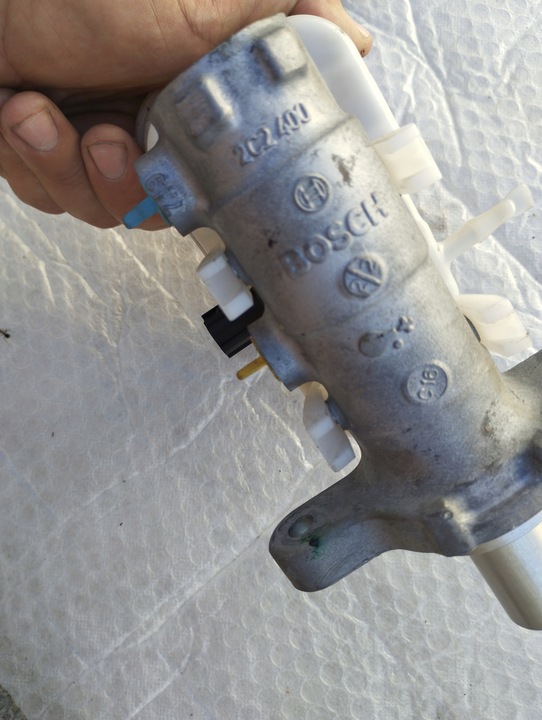 фото №5, Насос гальмівна циліндр jeep wrangler бачок