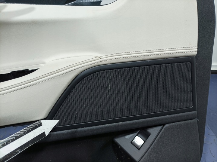 фото №5, Bmw 7 g11 g12 lci обивка боковина дверь перед левый кожа nappa naew eu