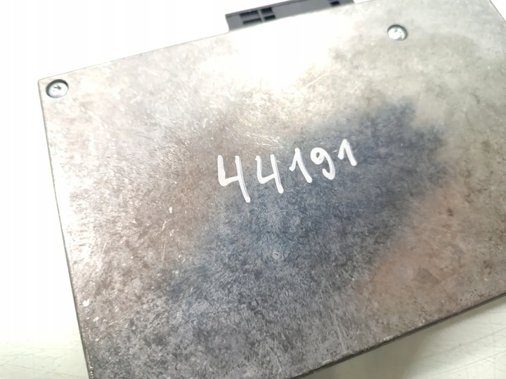 фото №7, Audi a4 модуль / блок керування блютуз 2.0 tfsi quattro бензин 147kw 200 hp