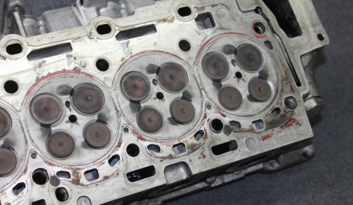 фото №9, Bmw f10 f01 e70 e71 f15 n57d30c 3.0d 381km головка вали комплектна 8573401