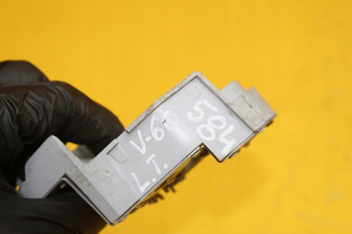 фото №7, Вкладка лампы левый зад volvo v60 s60 ii