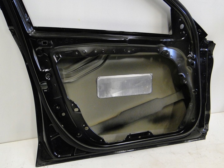 фото №6, Mercedes c клас w205 205 двері передні ліві 197