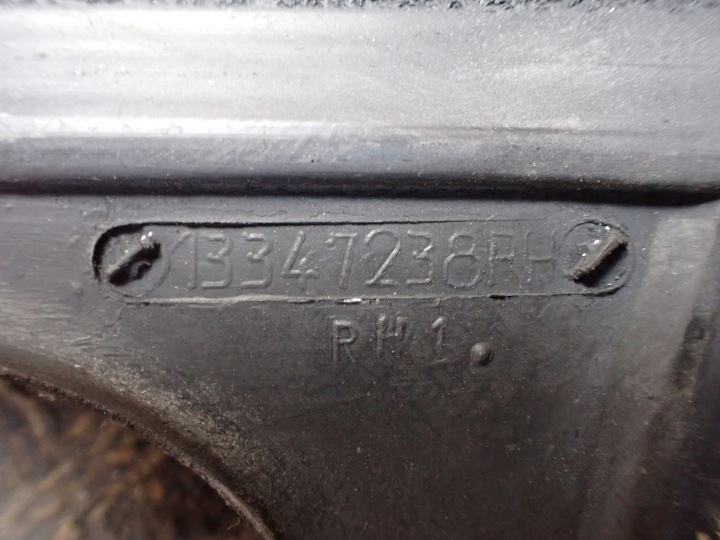 фото №10, Opel astra j ущільнювач двері права перед передня хром 13347238 9323