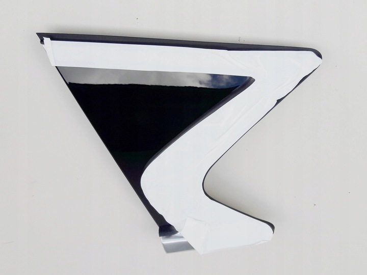 фото №2, Infiniti q30 qx30 захист планка крила праві зад