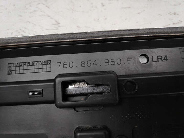 фото №7, Vw touareg iii планка дверь правый зад 760854950f